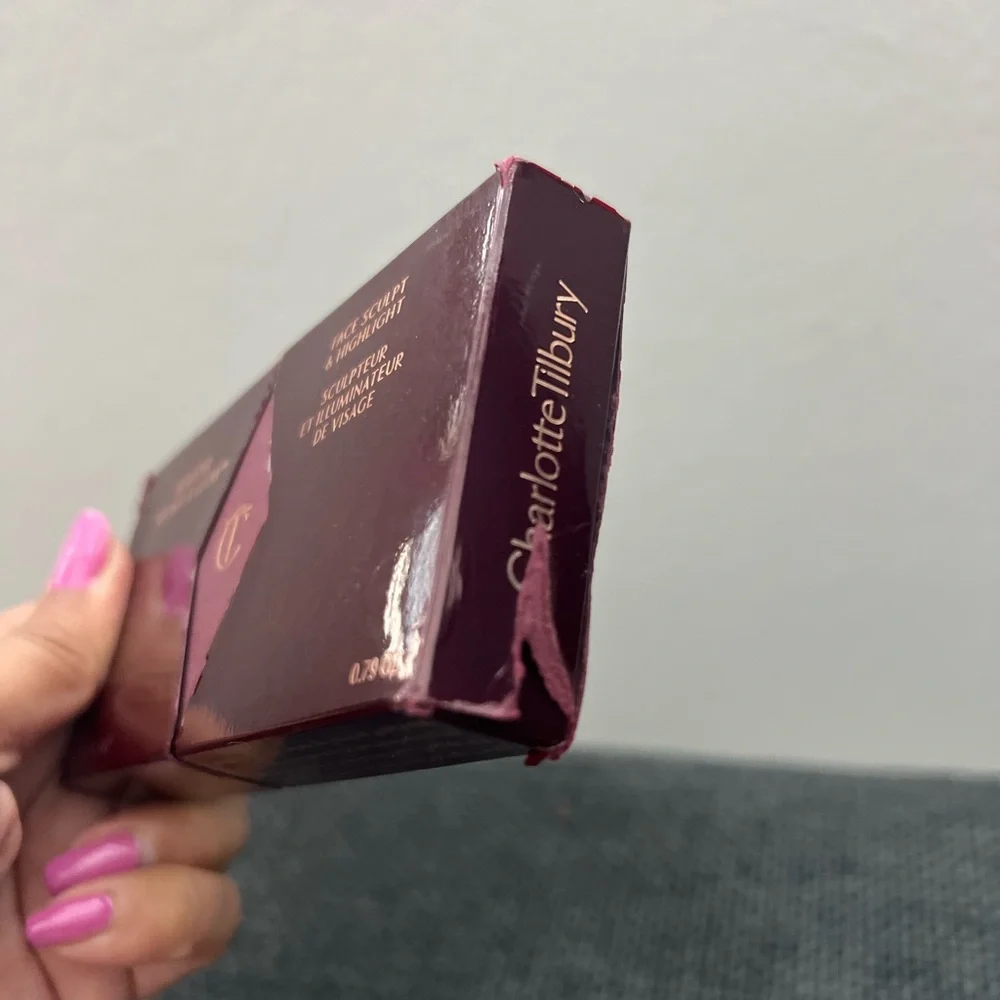 Charlotte Tilbury Filmstar Bronze & Glow - Picture 5 of 8
